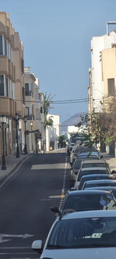 Luxury Penthouse Valentin With Jacuzzi Apartment Corralejo Exterior photo